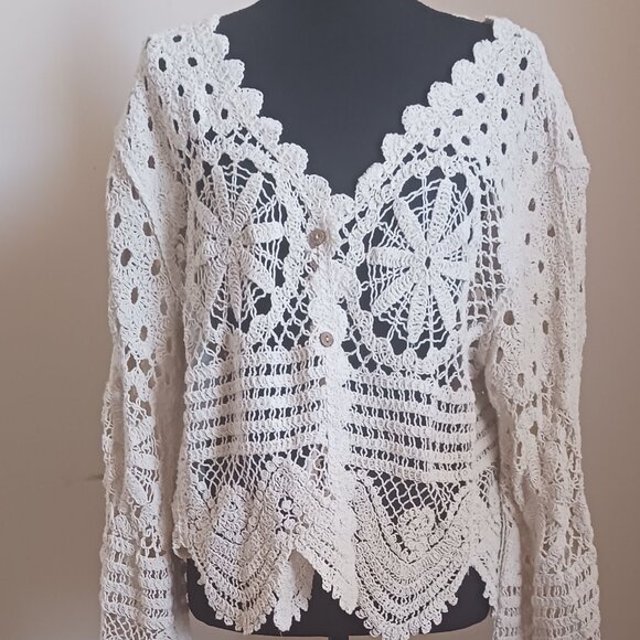 Solitaire Gorgeous Button Up Lace Crochet Sweater - Picture 1 of 2